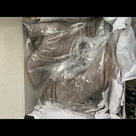 Nine West ruched suede boots - Picture 4 of 5